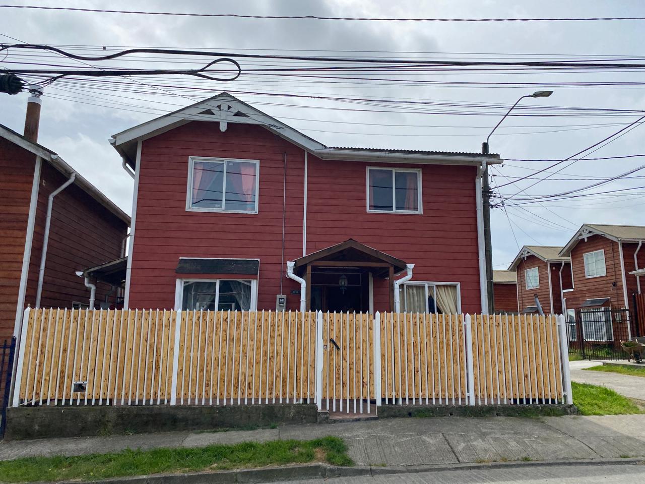 VENTA DE CASA 2 PISOS CONDOMINIO BRISAS DE  PUERTO VARAS